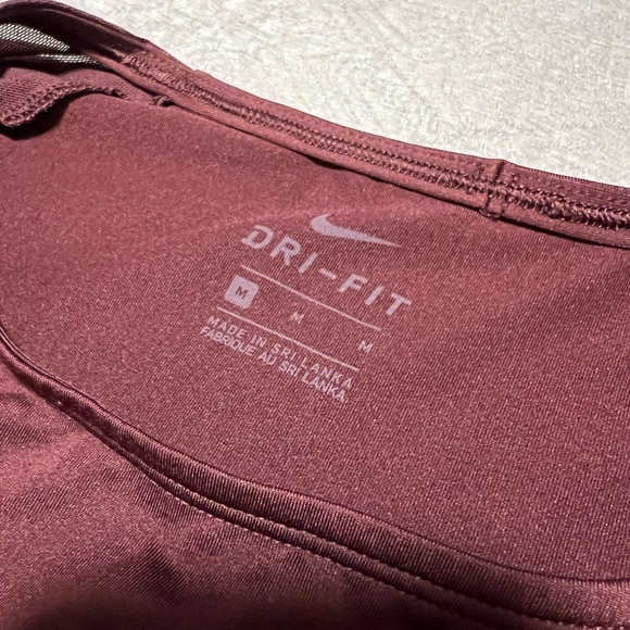 Nike Pro Athletic Crop Top - Picture 3 of 4